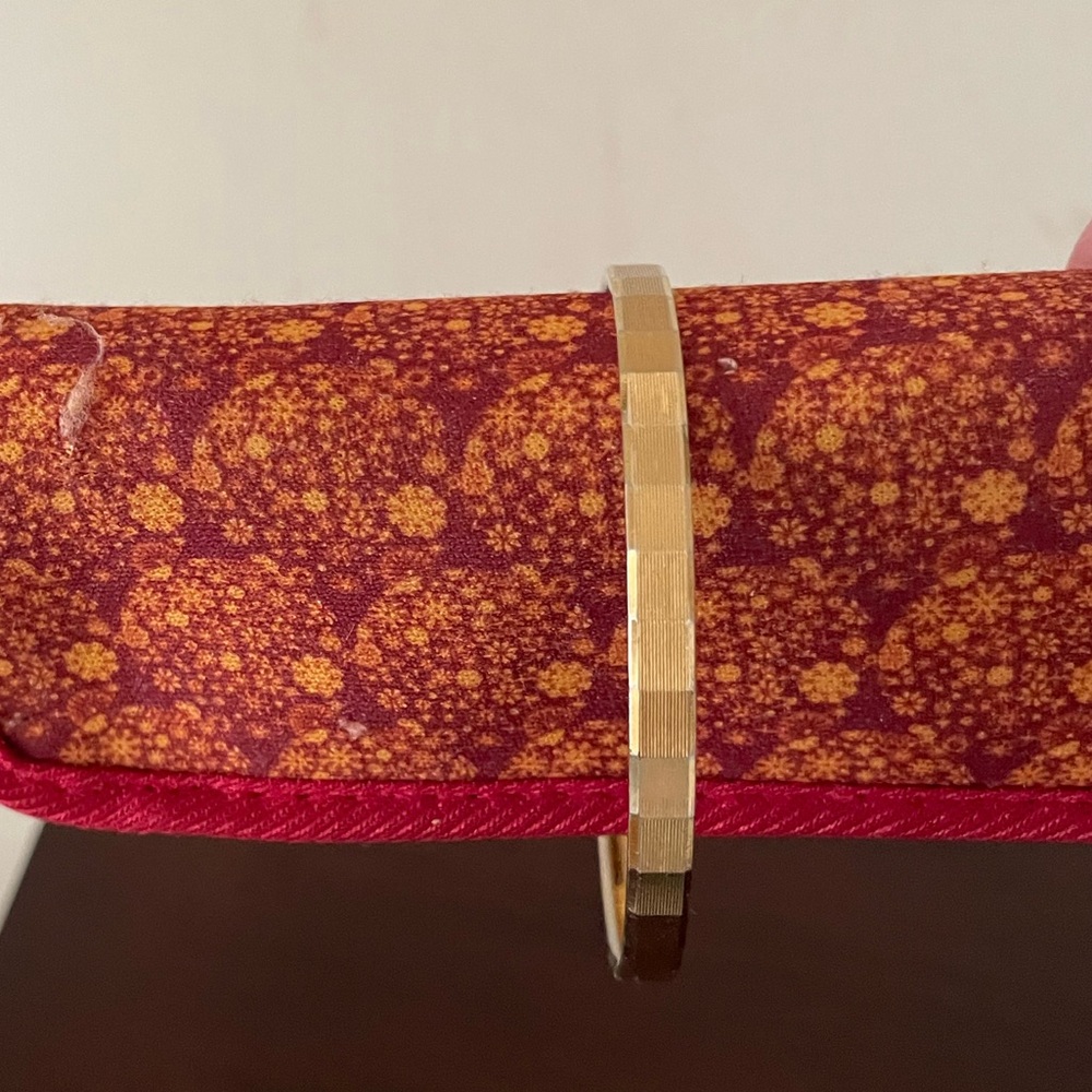 Monet goldtone bangle bracelet - Picture 3 of 5
